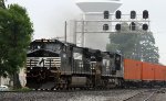 NS 9043 leads train 218 past the signals at Aycock